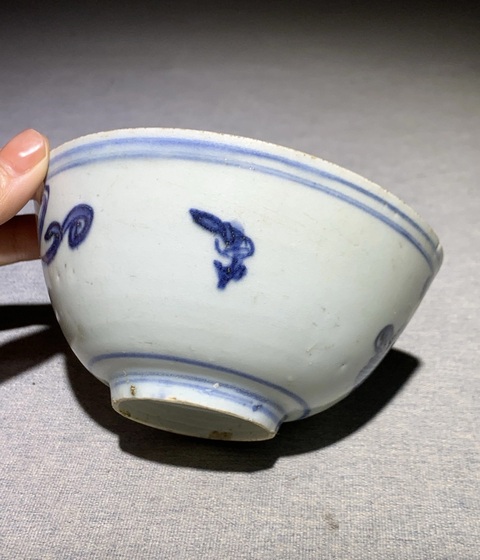 古玩陶瓷青花螭龍紋茶碗拍賣,當(dāng)前價(jià)格3800元