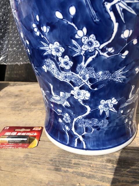 古玩陶瓷【超大尺寸】創(chuàng)匯.青花將軍罐拍賣,當(dāng)前價(jià)格550元