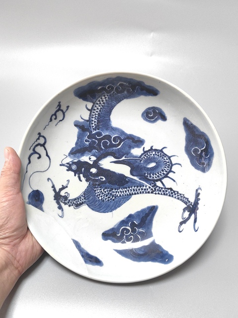 古玩陶瓷過墻龍紋青花盤拍賣，當前價格1800元