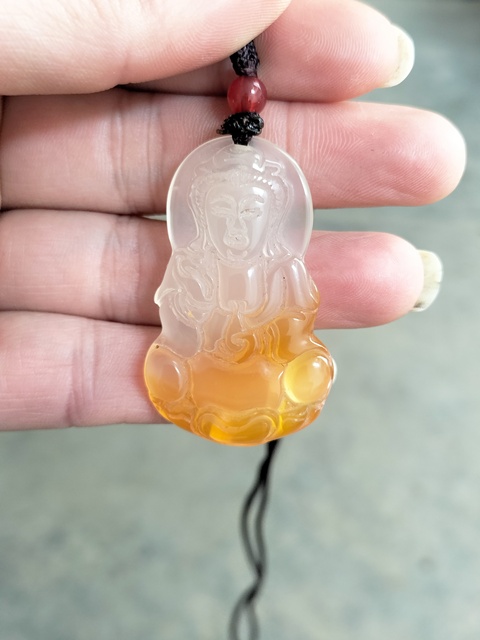 古玩玉器玉髓雕“觀音”掛件真品鑒賞圖