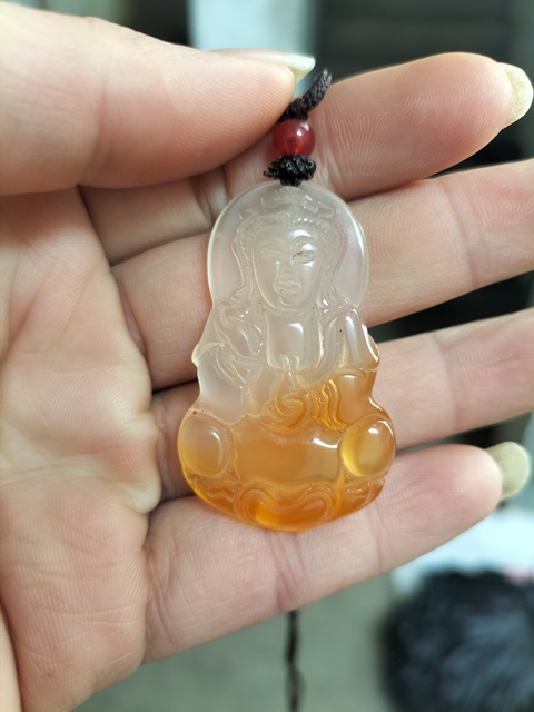 古玩玉器玉髓雕“觀音”掛件真品鑒賞圖