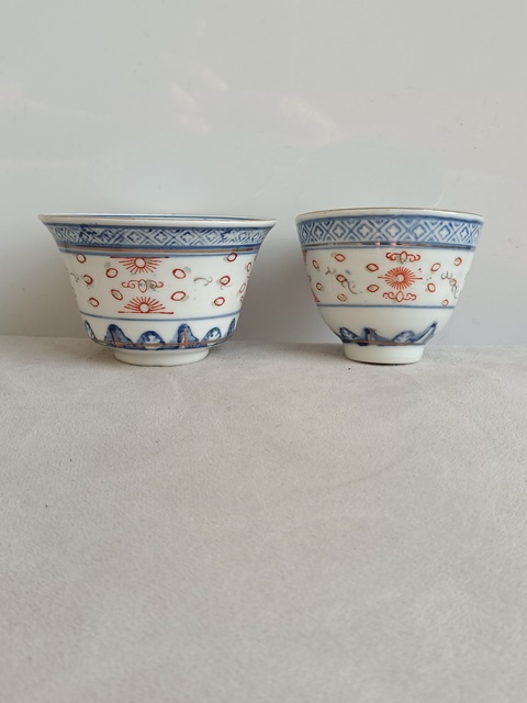 古玩陶瓷青花礬紅彩玲瓏紋杯拍賣,當前價格198元
