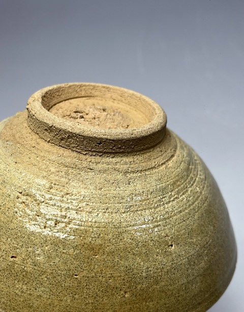 古玩陶瓷元代-龍泉窯黃釉碗拍賣(mài)，當(dāng)前價(jià)格588元