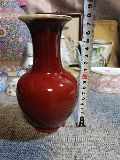 古玩陶瓷民國解放初·紅釉撇口瓶 真品鑒賞圖