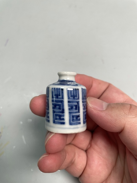 古玩陶瓷清晚期?青花壽字紋鼻煙壺拍賣，當前價格2800元