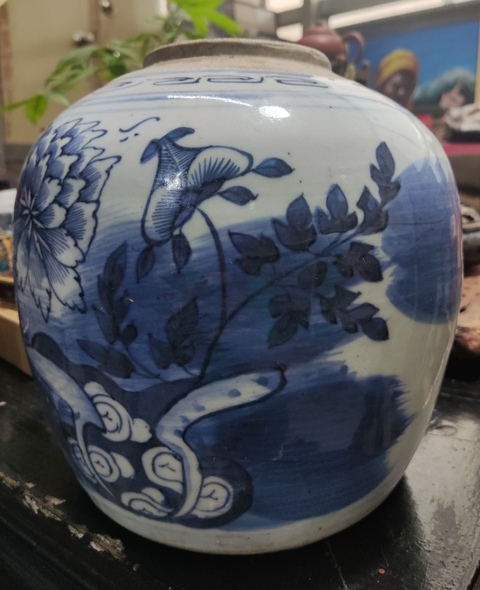 古玩陶瓷清中期花卉紋青花罐拍賣，當前價格888元