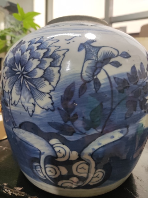 古玩陶瓷清中期花卉紋青花罐拍賣，當前價格888元