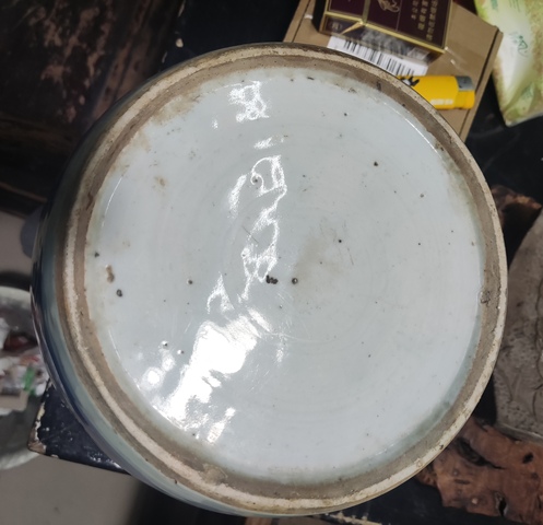 古玩陶瓷清中期花卉紋青花罐拍賣，當前價格888元