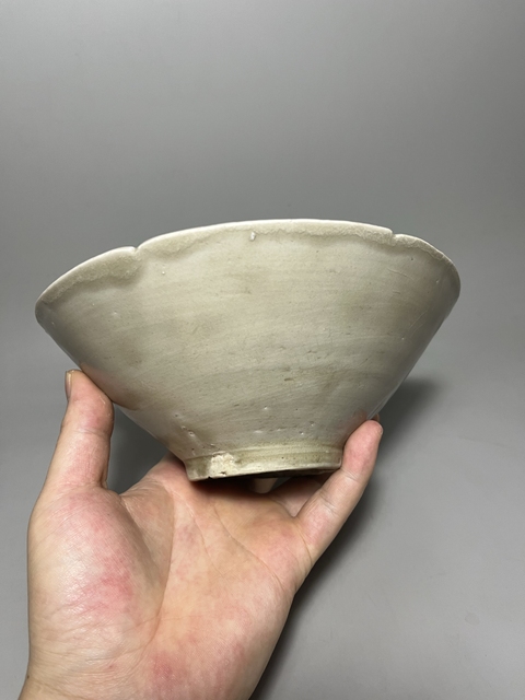 古玩陶瓷宋代·青釉葵口碗真品鑒賞圖