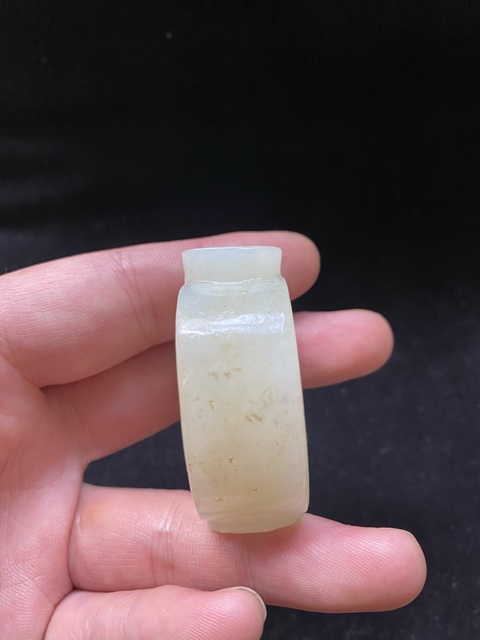 古玩玉器幾十年和田玉雕“歲歲平安”鼻煙壺拍賣,當前價格2600元