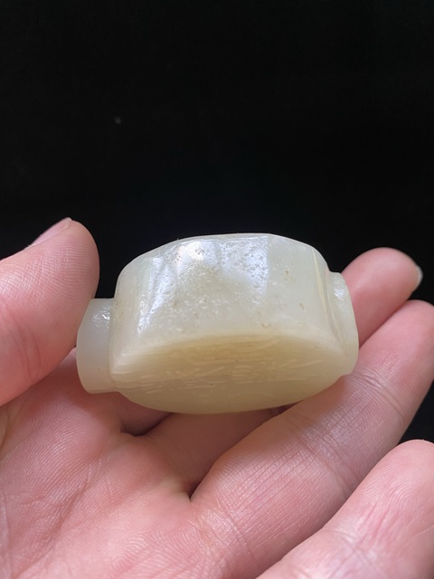 古玩玉器幾十年和田玉雕“歲歲平安”鼻煙壺拍賣,當前價格2600元