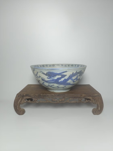古玩陶瓷明晚·青花龍鳳紋碗拍賣，當(dāng)前價格2500元