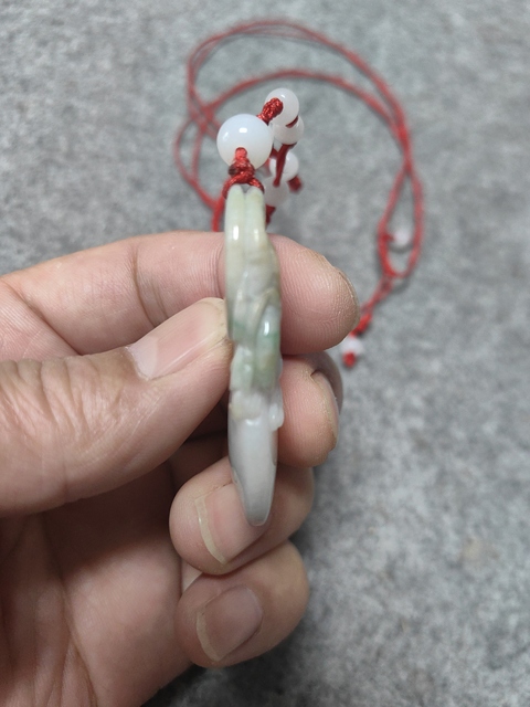 古玩玉器天然翡翠雕“龍紋掛件”拍賣,當前價格1288元