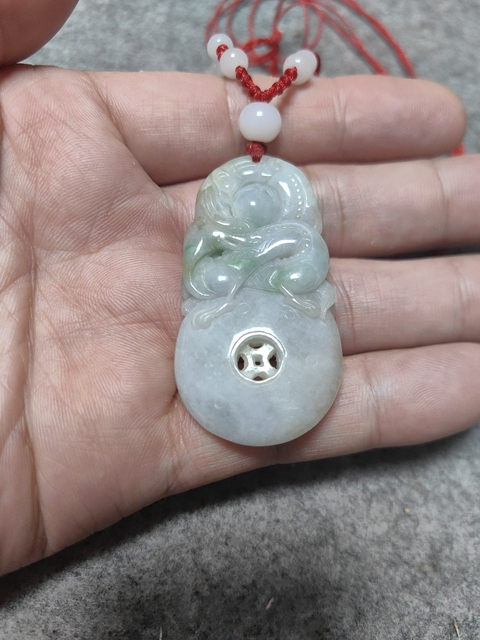 古玩玉器天然翡翠雕“龍紋掛件”拍賣,當前價格1288元