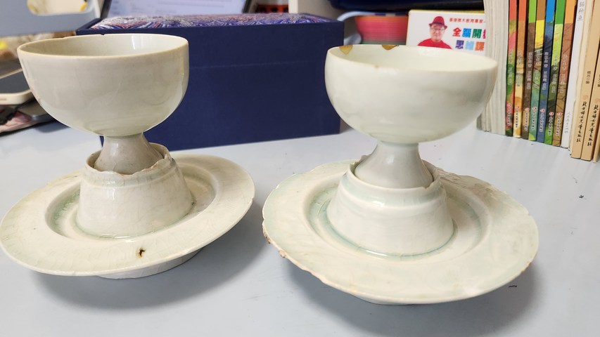 古玩陶瓷北宋湖田窯盞托一對拍賣，當(dāng)前價(jià)格38000元