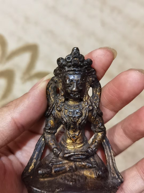 古玩銅器佛像真品鑒賞圖