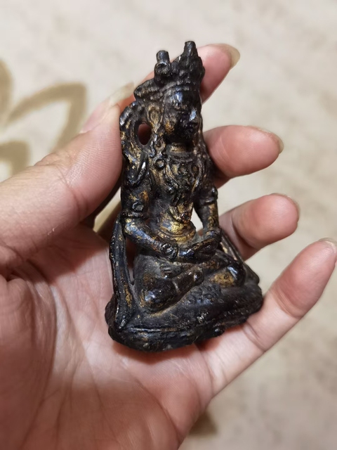 古玩銅器佛像真品鑒賞圖