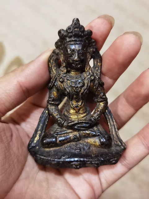 古玩銅器佛像真品鑒賞圖