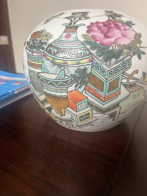 古玩陶瓷清晚期 淺絳博古名家戴裕成西瓜罐真品鑒賞圖