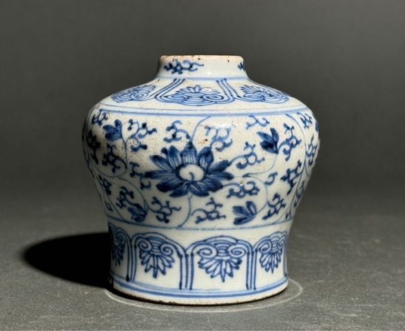 古玩陶瓷雍正青花淡描花卉紋天字罐拍賣,當前價格8800元