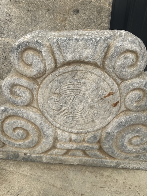 古玩雜項明.漢白玉構(gòu)件拍賣，當(dāng)前價格6500元