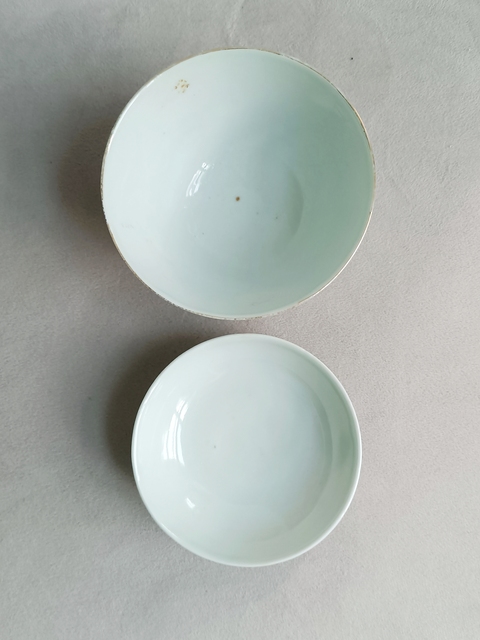 古玩陶瓷礬紅彩花卉紋蓋碗拍賣,當(dāng)前價格488元