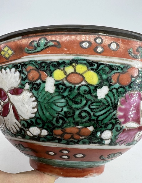 古玩陶瓷粉彩花卉紋茶碗真品鑒賞圖