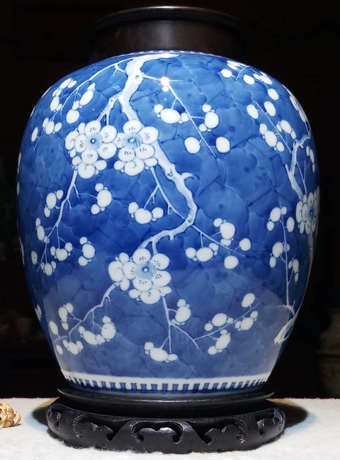 古玩陶瓷青花冰梅罐真品鑒賞圖