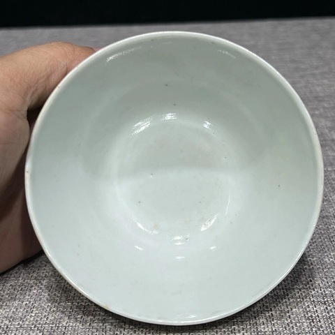 古玩陶瓷麒麟送子粉彩杯真品鑒賞圖