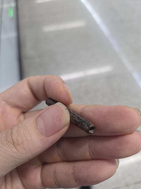 古玩玉器地方料玉管拍賣，當(dāng)前價格120元
