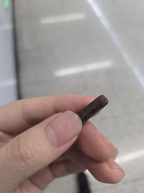古玩玉器地方料玉管拍賣，當(dāng)前價格120元