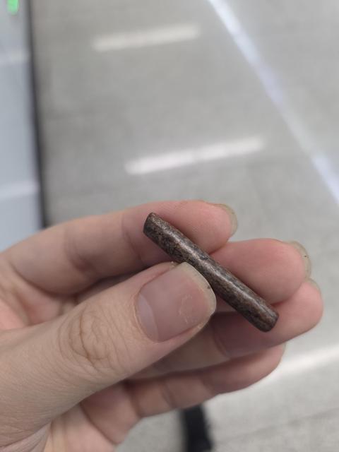古玩玉器地方料玉管拍賣，當(dāng)前價格120元