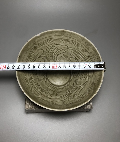 古玩陶瓷(宋代收藏級)青釉刻花紋大碗拍賣,當前價格0元