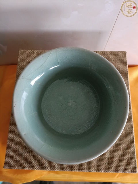 古玩陶瓷精品元代末龍泉梅子青釉茶盞拍賣，當(dāng)前價(jià)格2980元
