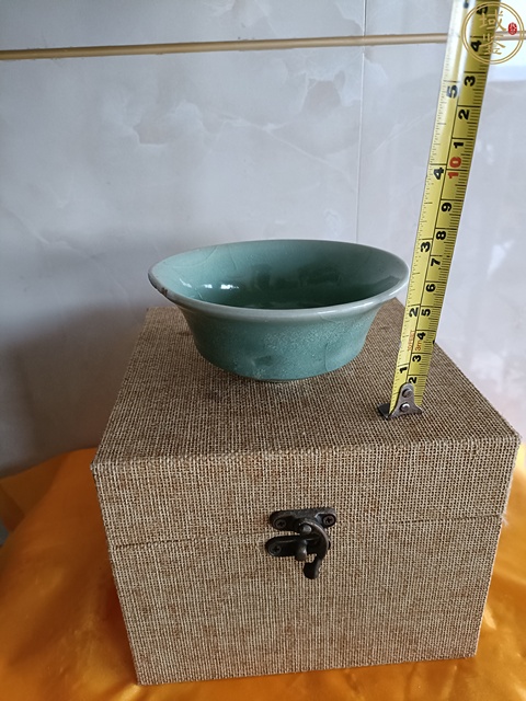 古玩陶瓷精品元代末龍泉梅子青釉茶盞拍賣，當(dāng)前價(jià)格2980元
