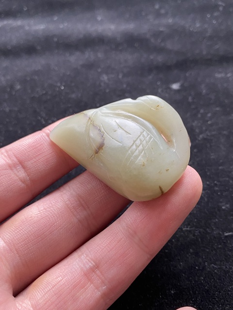 古玩玉器（放漏）幾十年和田玉雕“回首鵝”把件拍賣，當前價格888元