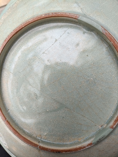 古玩陶瓷龍泉青瓷折沿盤真品鑒賞圖