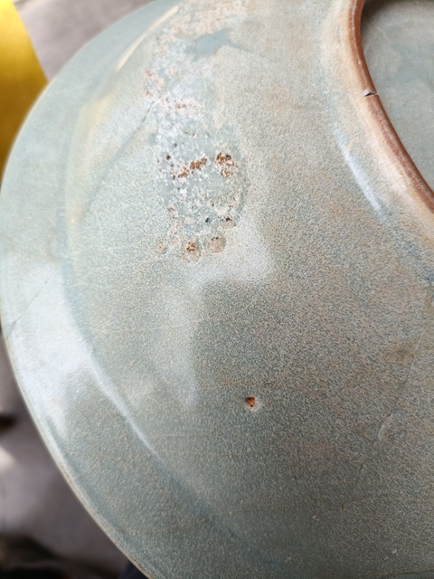 古玩陶瓷龍泉青瓷折沿盤真品鑒賞圖