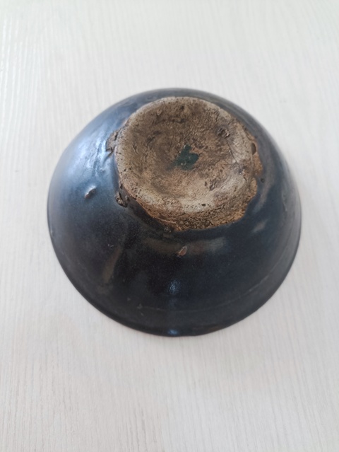 古玩陶瓷明代磁州窯淄素碗拍賣,當(dāng)前價(jià)格28元