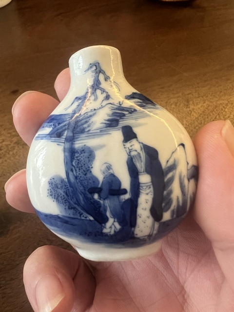 古玩陶瓷鼻煙壺拍賣，當前價格0元