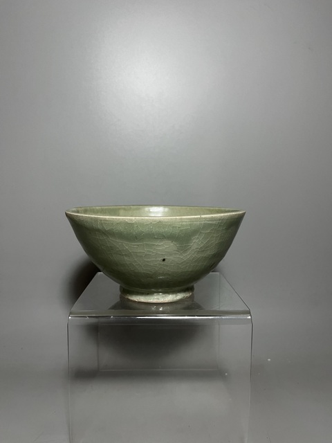 古玩陶瓷龍泉青瓷茶碗拍賣，當前價格0元