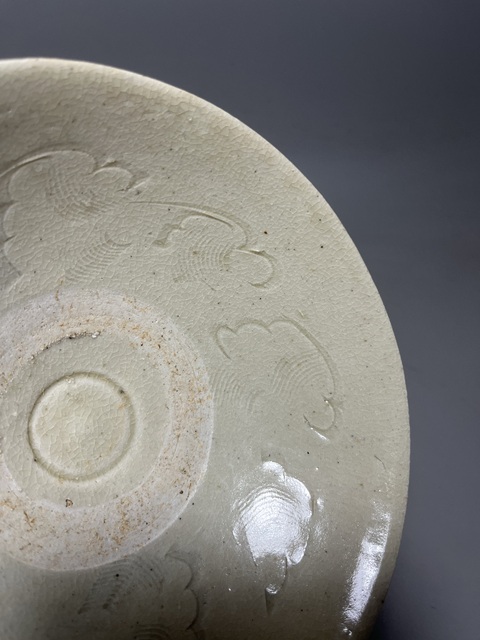 古玩陶瓷青白釉刻云氣紋碗拍賣,當前價格0元