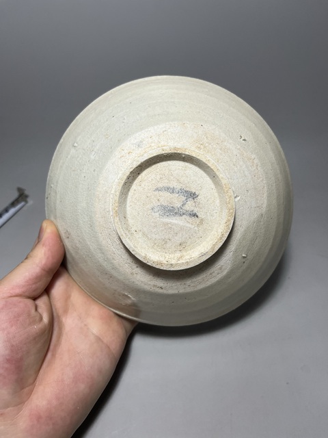 古玩陶瓷青白釉刻云氣紋碗拍賣,當前價格0元