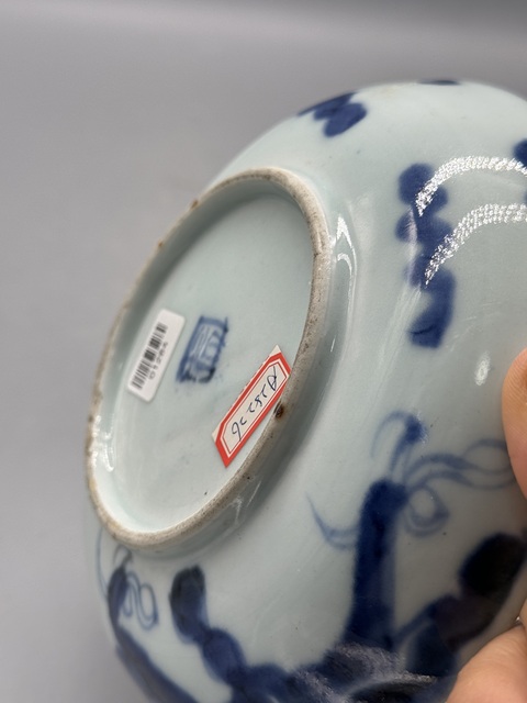 古玩陶瓷德化窯青花過墻龍紋盤真品鑒賞圖