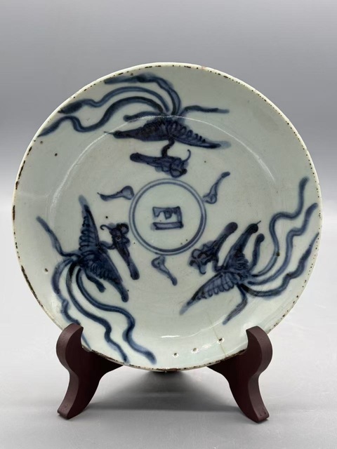 古玩陶瓷明嘉靖青花對頭鳳紋盤拍賣,當(dāng)前價(jià)格792元