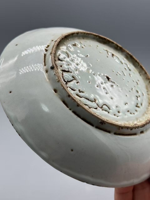 古玩陶瓷明嘉靖青花對頭鳳紋盤拍賣,當(dāng)前價(jià)格792元