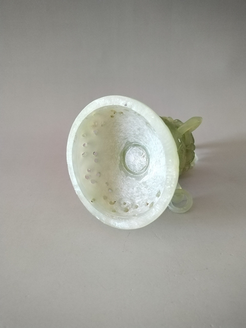 古玩雜項(大型)鏤空雕玉香薰爐拍賣,當前價格1398元