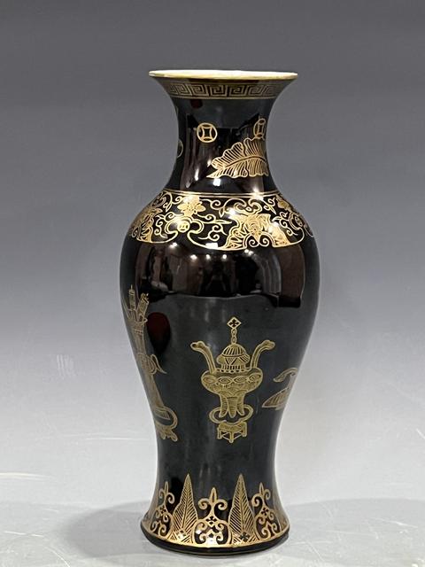古玩陶瓷烏金釉描金觀音瓶真品鑒賞圖