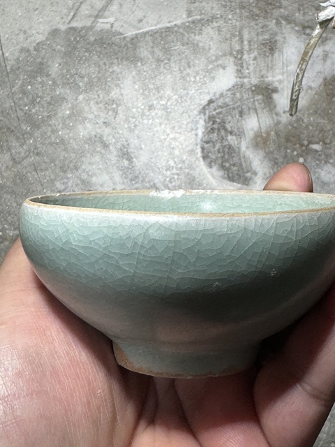 古玩陶瓷龍泉青瓷芒口盞真品鑒賞圖