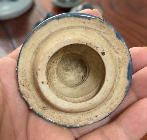 古玩陶瓷藍釉蓋真品鑒賞圖